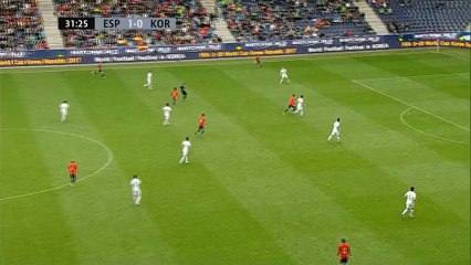 Espagne - Fàbregas profite d’une défense aux abois