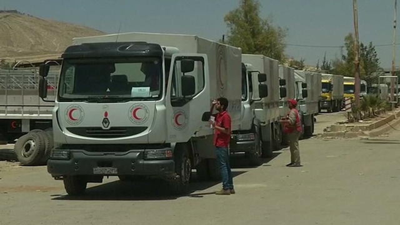 Syrie: les premiers convois humanitaires arrivent à Mouadamiya, ville assiégée - Le 02/06/2016 à 00h00