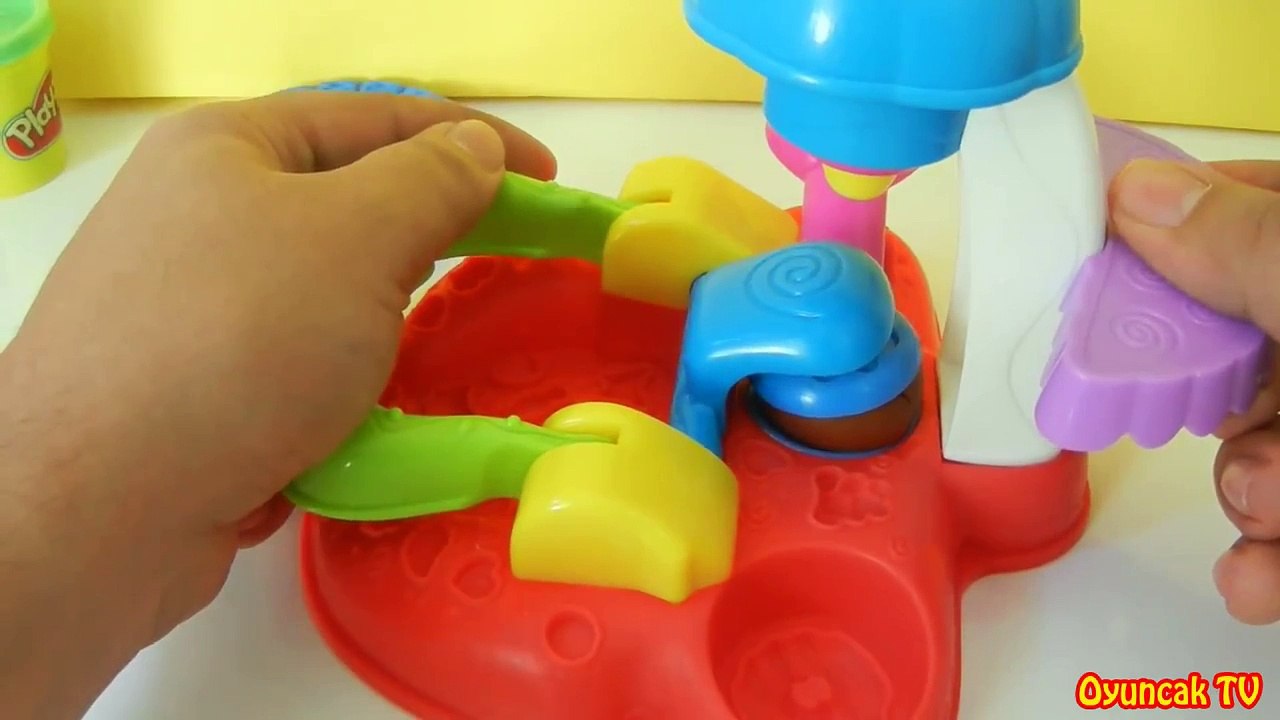 Play Doh Kurabiye Fabrikası Oyun Hamuru Seti ile Kurabiye Yapımı
