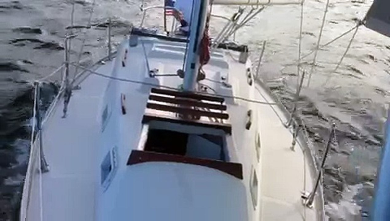 Irwin 28 under sail