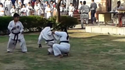 Self defence Demo (Yogyata Bhatnagar)