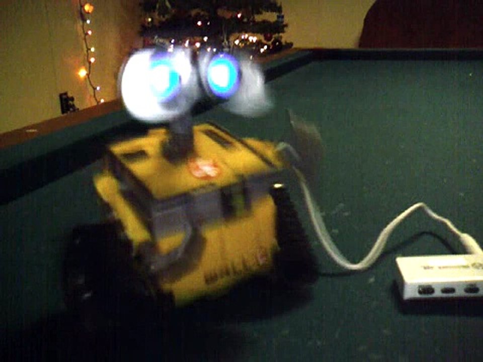 wall e dancing