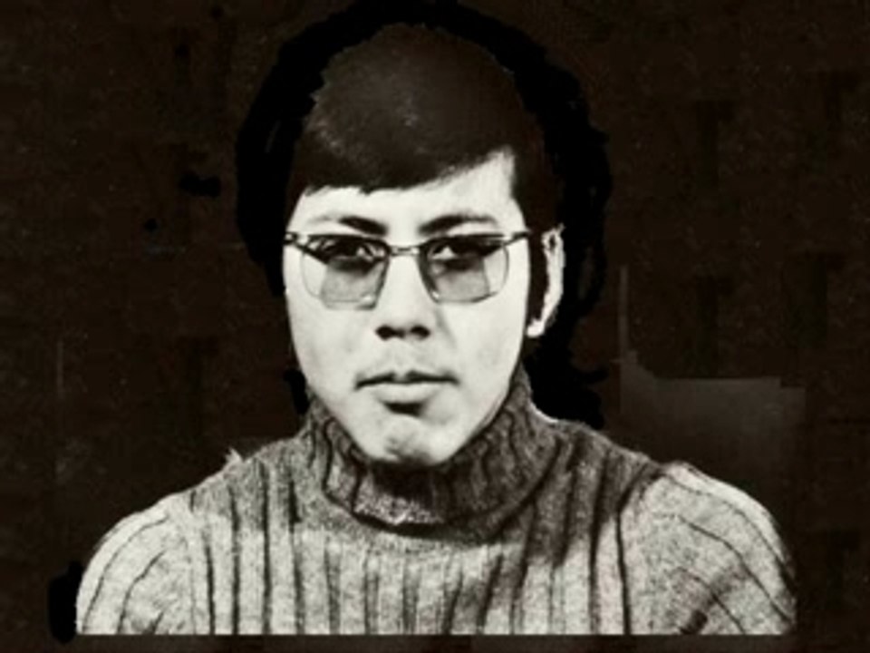 No bloodmoney - stop war - melt the weapons