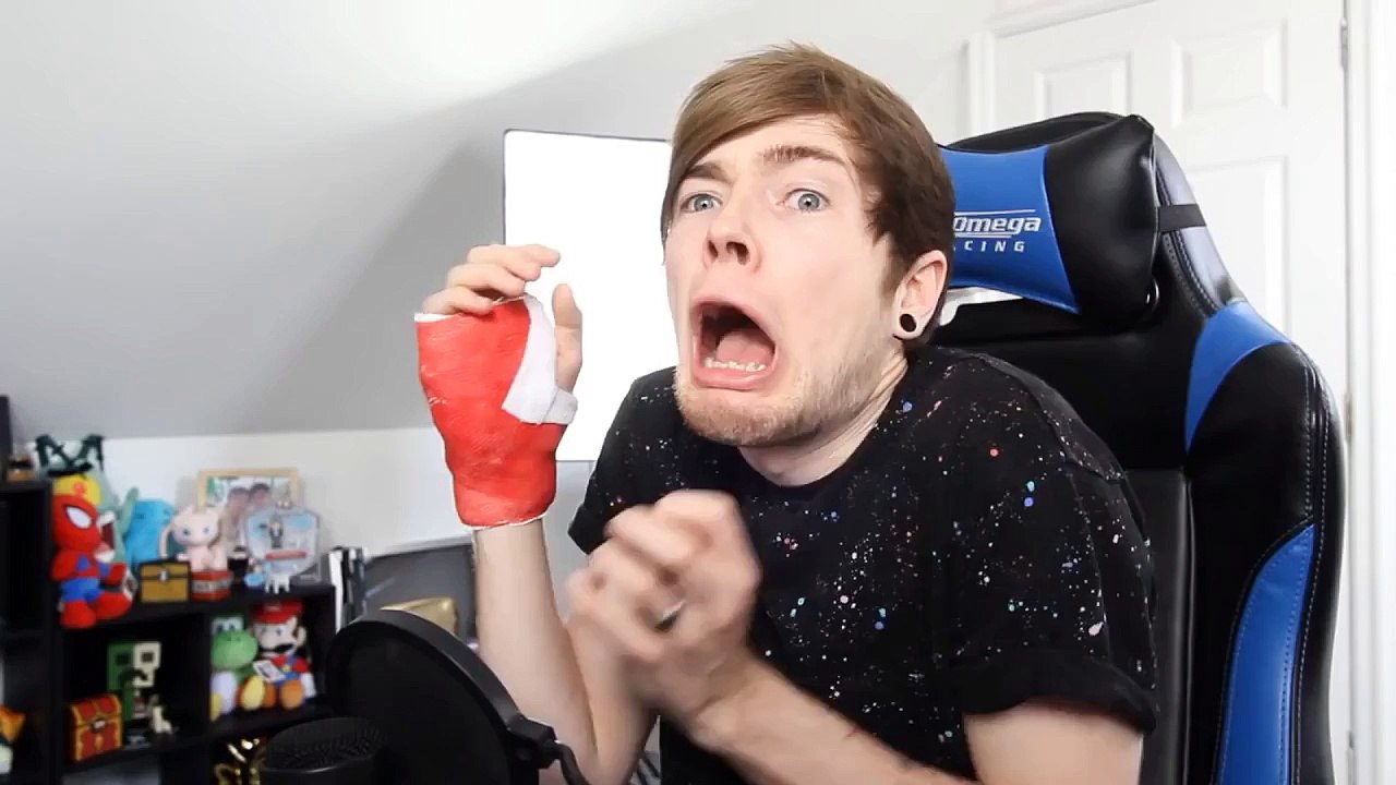 Minecraft | DANTDM BROKEN HAND CHALLENGE!! | Custom Map