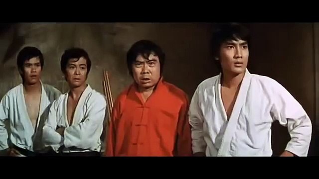Bruce Lee Fight Scenes - Part 3 - WAY OF THE DRAGON - YouTube[via torchbrowser.com]