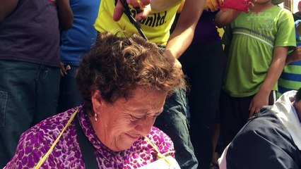 Rapan y humillan a maestros "traidores" en sur de México