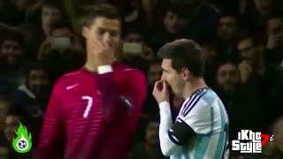 Cristiano Ronaldo bromea y se rie con Messi durante el partido Portugal vs Argentina