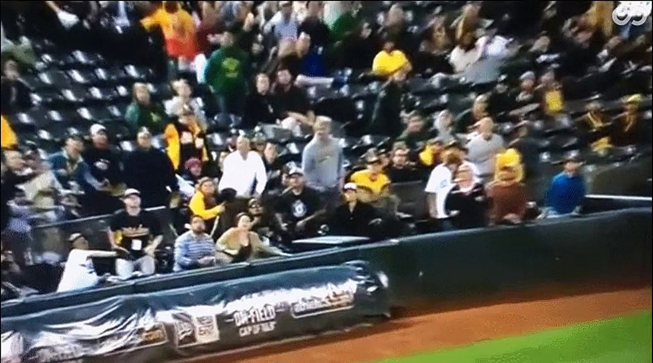 "Tu attrapes la balle, j'attrape ta bière"