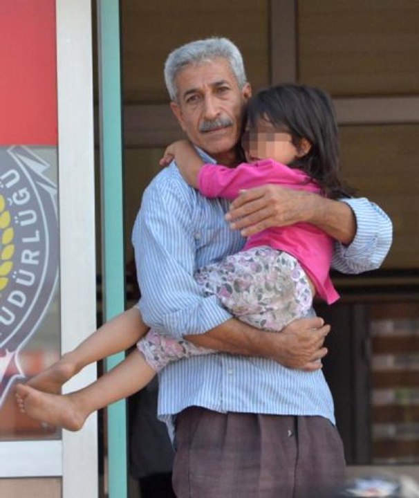 Cani Anne Dalından 2 Zeytin Koparan Kızını Öldüresiye Dövdü
