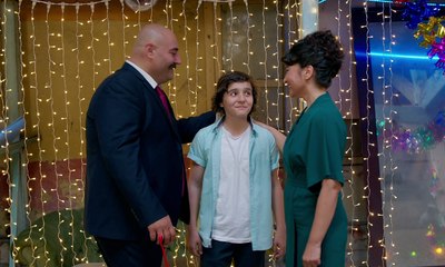 Poyraz Karayel 60. Bölüm - Taş Kafa ve Ümran Nişanlanıyor!