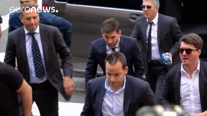 Лионель Месси вместе с отцом ответят в суде за офшорные деньги