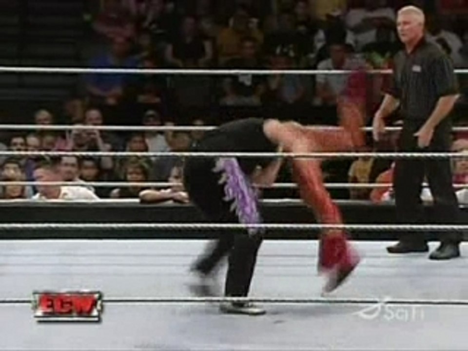 Johnny Nitro - Finisher - Snapshot Neckbreaker