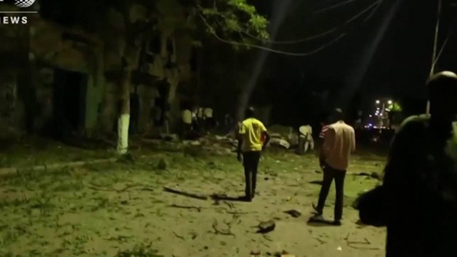 TE PAKTEN 15 TE VRARE NE HOTELIN PER TE HUAJ NE MOGADISHU PAS SULMIT ME BOMBE LAJM