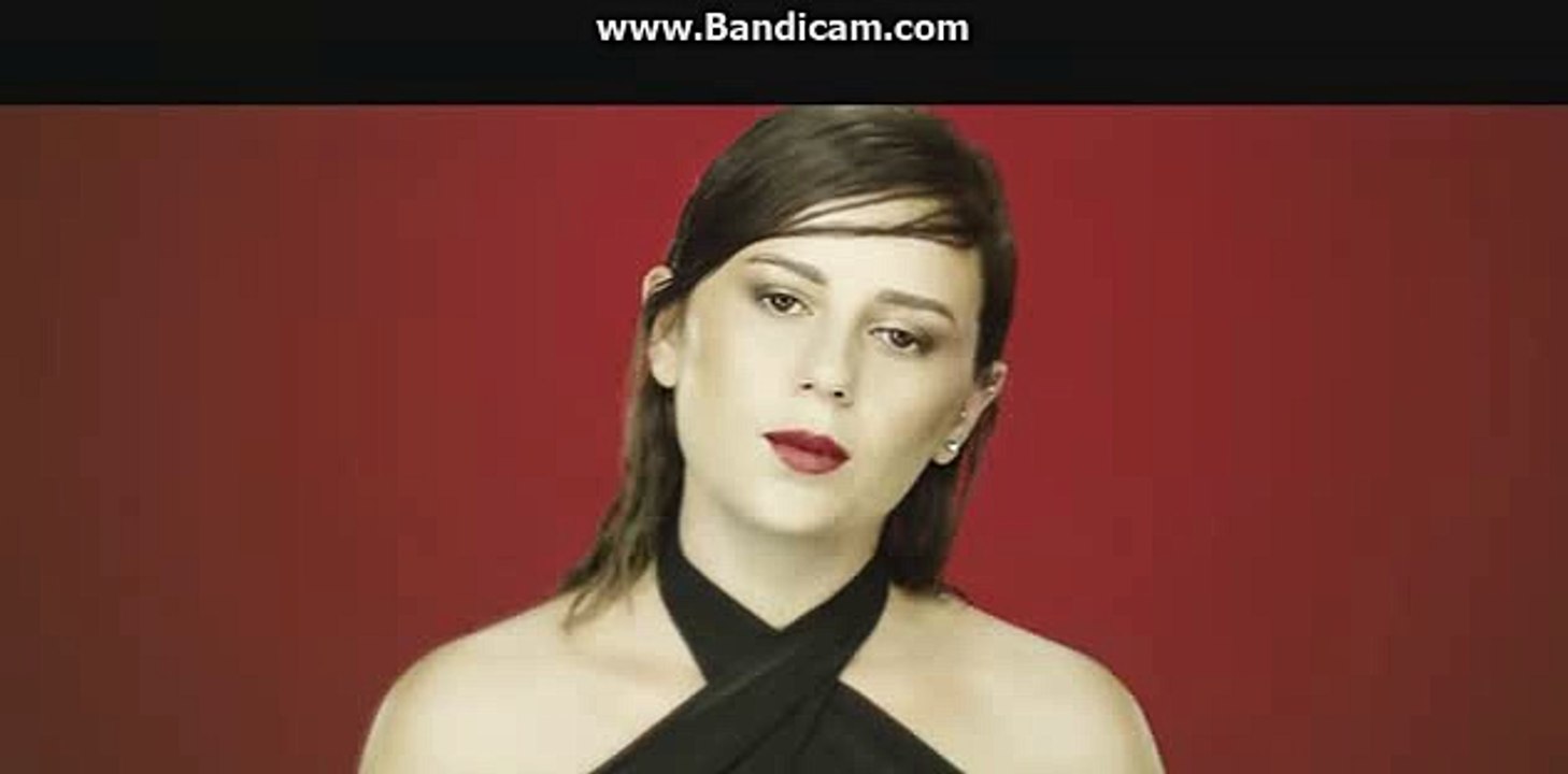 Merve Özbey - Yaş Hikayesi [Karaoke]