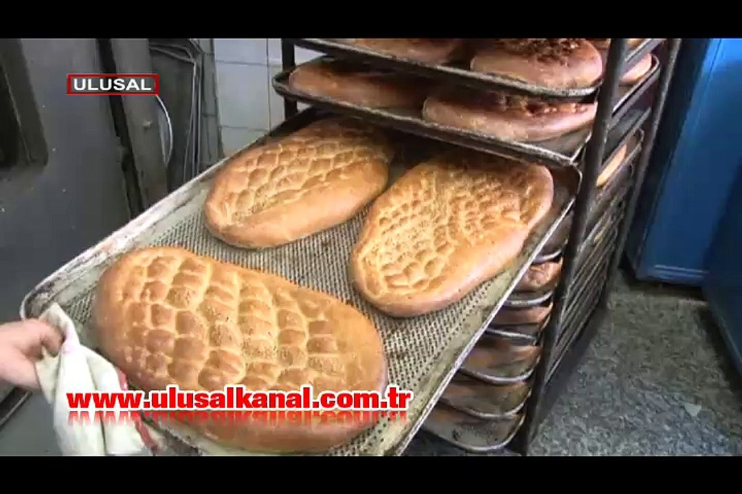 350 gram Ramazan Pidesinin fiyatı 1 lira 80 kuruş