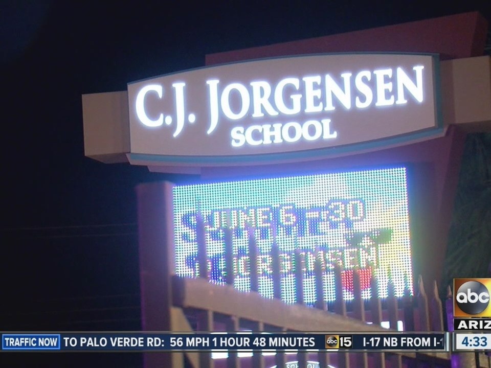 First-alarm fire breaks out at Phoenix school