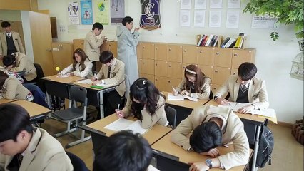 Старшая школа: Время любви 17 серия отрывок.