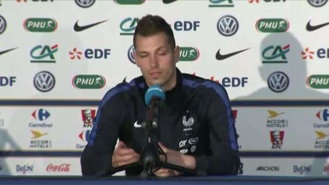 Foot - Euro - Bleus : Schneiderlin «Quand certains accusent le coach de racisme, c'est désolant»