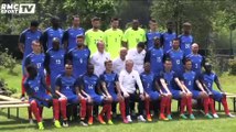 Les Bleus posent pour la photo officielle