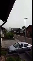 Sekunden bevor der TORNADO übers Haus Fegte
