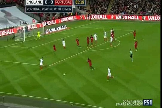 Chris Smalling Goal 1-0 England vs Portugal