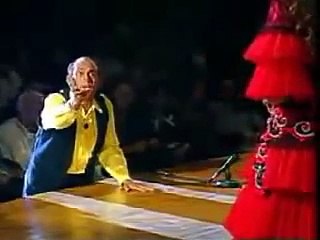 اجمد حته فى مسرحيه كارمن‎.wmv