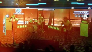Rock Band 3 - Siouxsie and the Banshees - Hong Kong Garden (DLC) (Expert Vocals 100% FC 5GS)