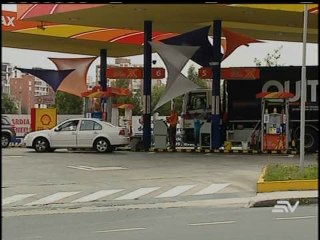 Precio de la gasolina súper no subirá.