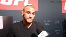 Dustin Poirier confident, content at 155 pounds, ready to shine at UFC 199