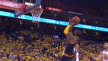 Kyrie Irving est un acrobate : And 1