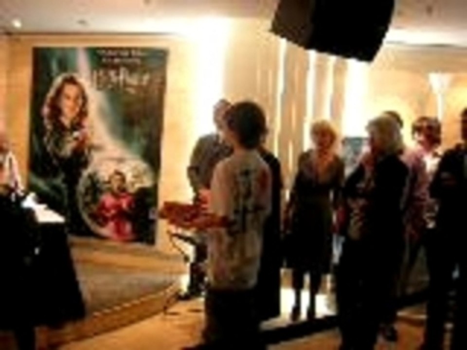 Séance de dédicaces à Paris_Emma et Rupert (Axel et moi)