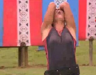 Oyunu kaybeden Nagihan çılgına döndü