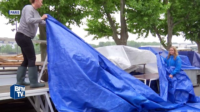 Crue à Paris: les restaurateurs du bord de Seine à l'arrêt