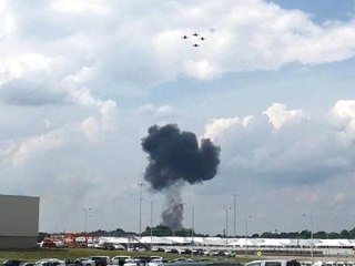 ABD'de Bir Saat Arayla İki Akrobasi Kazası Birden