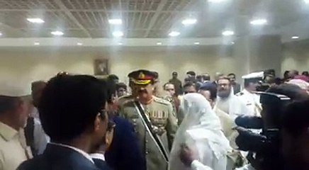 Mian Ateeq Meeting with Army Chief Gen RAHEEL SHEARIF in Parliament 1st June 2016.