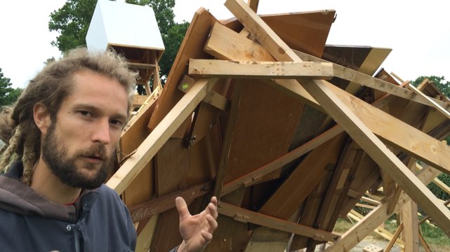 Nouvelle création dans le parc des sculptures