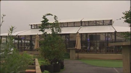 Des menus élaborés par Sang Hoon Degeimbre sur le toit du Parking 58 à Bruxelles