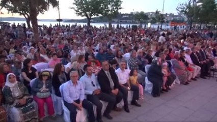 Çanakkale Asırlık 'Türkmen Gelini' Kıyafetleri Göz Kamaştırdı