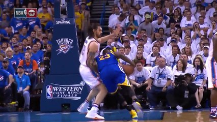 Download Video: Le coup de pied de Draymond Green dans les parties intimes de Steven Adams