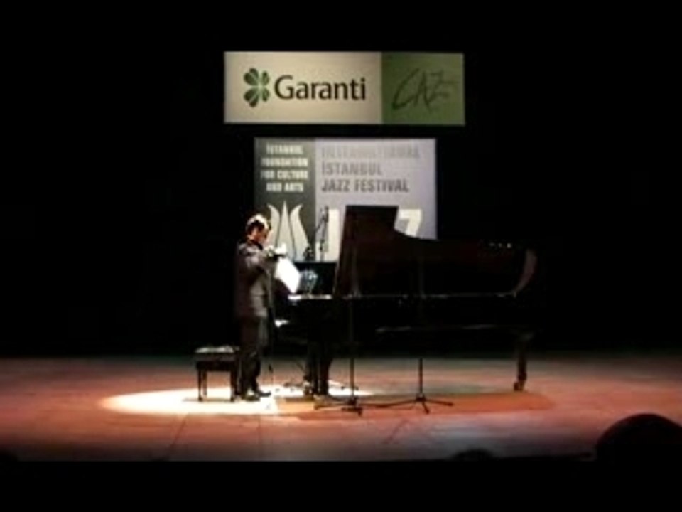 christopher o'riley plays radiohead Karma police live piano