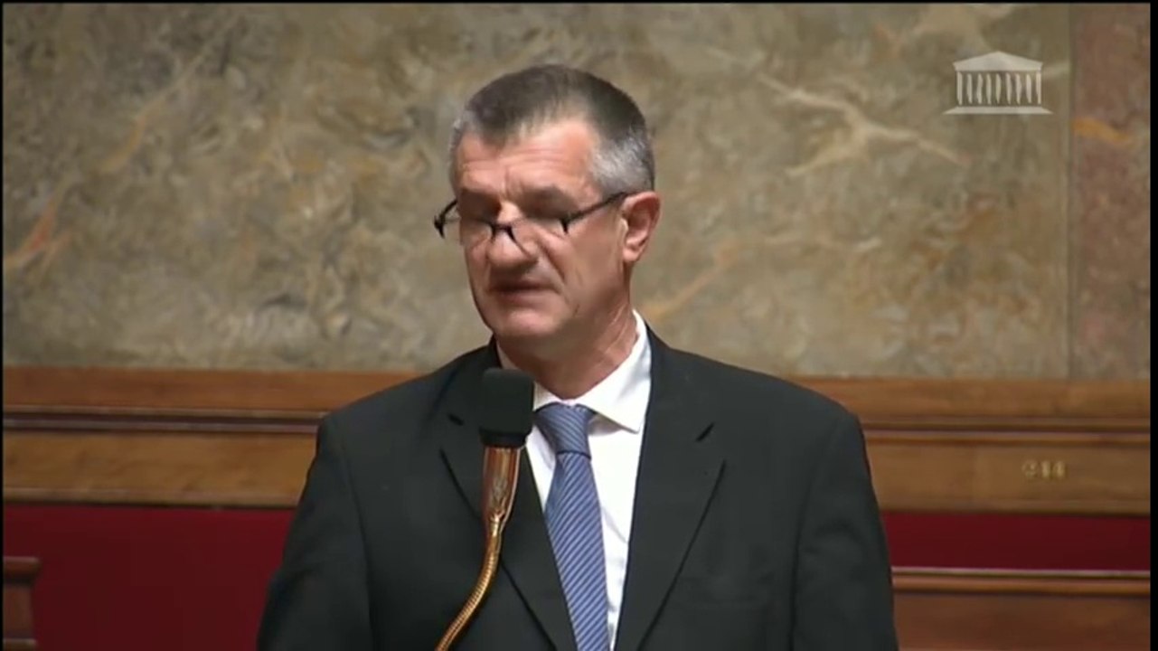 Jean Lassalle s'élève contre la loi travail