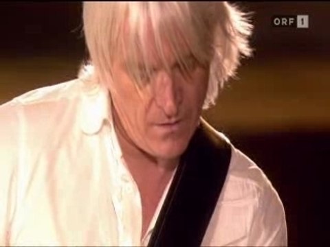 Robbie Williams - A Close Encounter Tour - Leeds-Come Undon