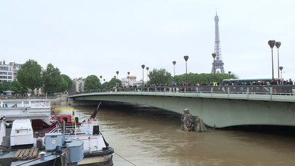 La crue de la Seine a atteint 6 m à Paris