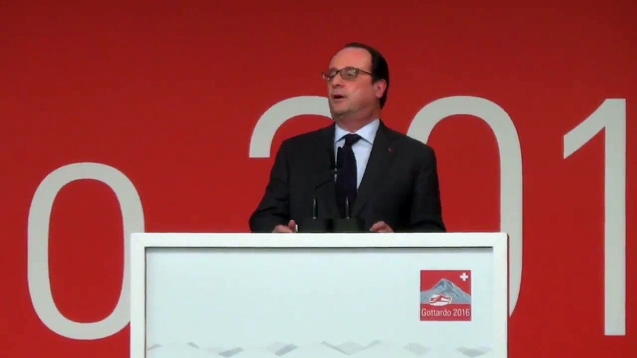 Quand François Hollande sort une vanne sur la grève des transports en france...