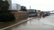 À Paris, le niveau de la Seine n'en finit plus de monter - Les voies sur berge ont été complètement inondées