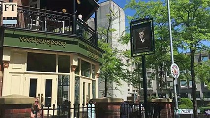 Wetherspoon chairman tours pubs for Brexit