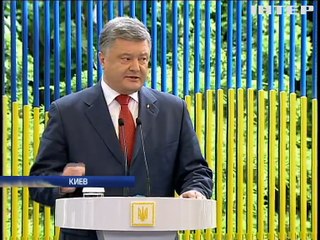 Порошенко призвал командиров на фронте отвечать врагу огнем