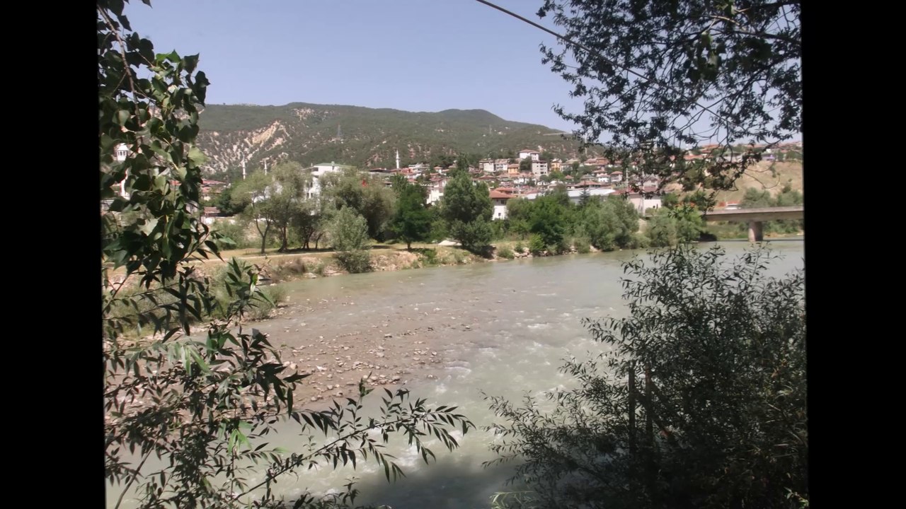 Yar saçların saçların da oynar omuz başların-Tokat yöresel