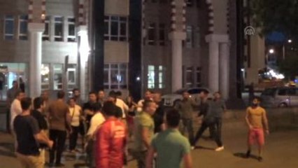 İki Grup Arasında Kavga