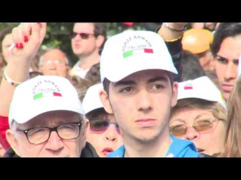 Roma - Renzi alle celebrazioni per i 70 anni della Repubblica (02.06.16)